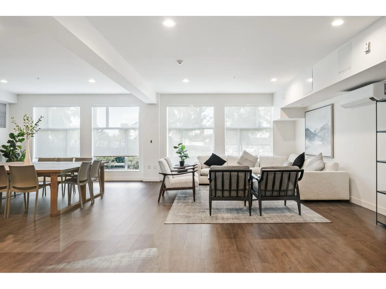 B119 20834 80 AVENUE