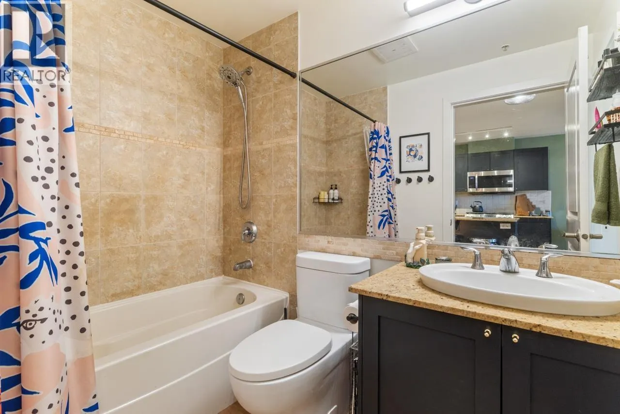 313 2636 E HASTINGS STREET