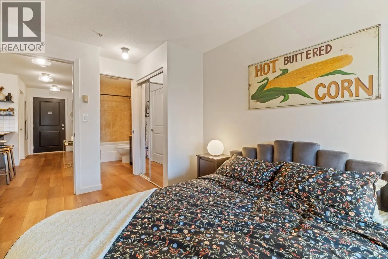 313 2636 E HASTINGS STREET