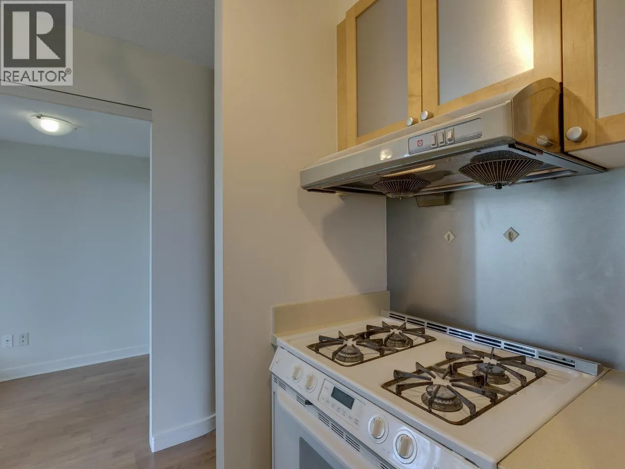 706 1003 BURNABY STREET