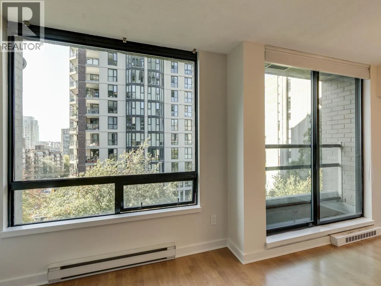 706 1003 BURNABY STREET