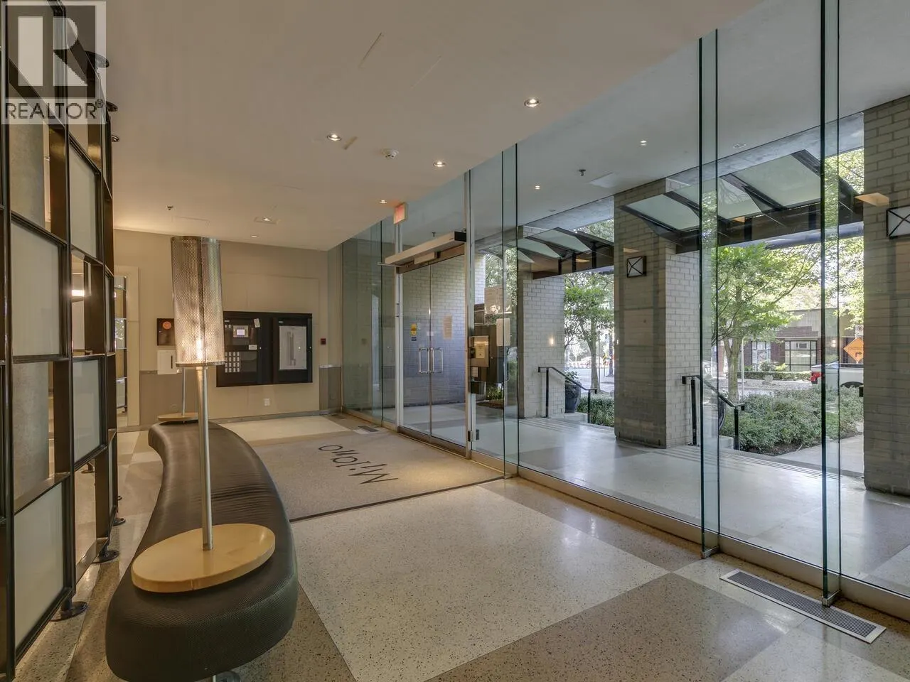 706 1003 BURNABY STREET