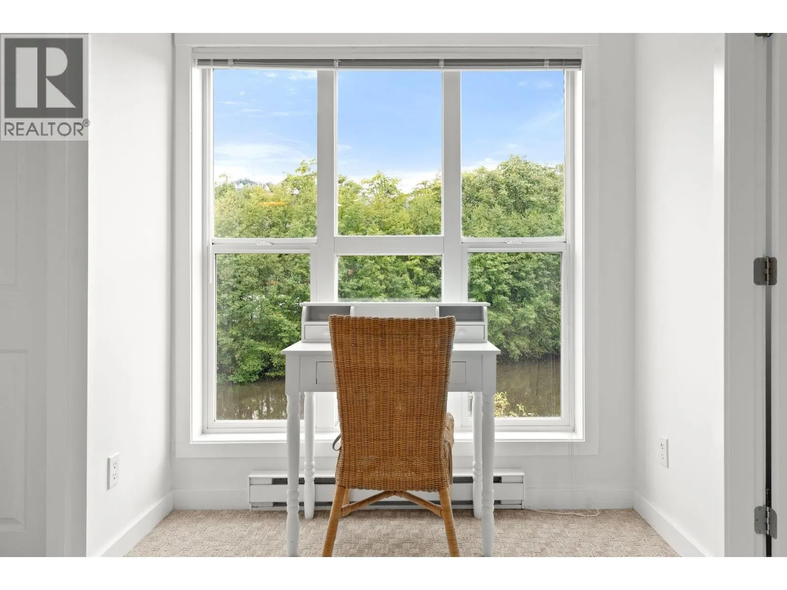 18 1204 MAIN STREET