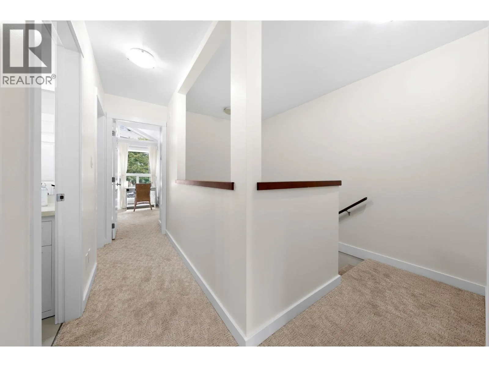 18 1204 MAIN STREET
