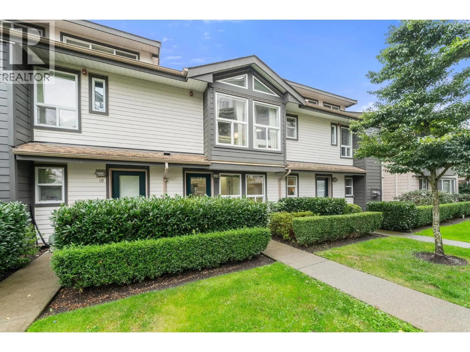 18 1204 MAIN STREET