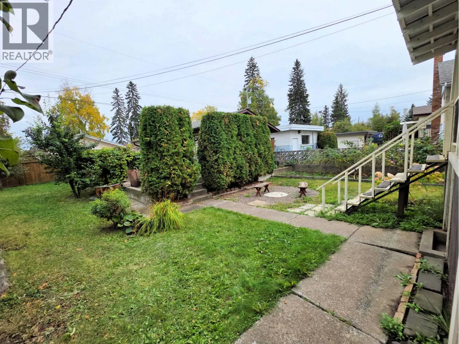 824 GILLETT STREET