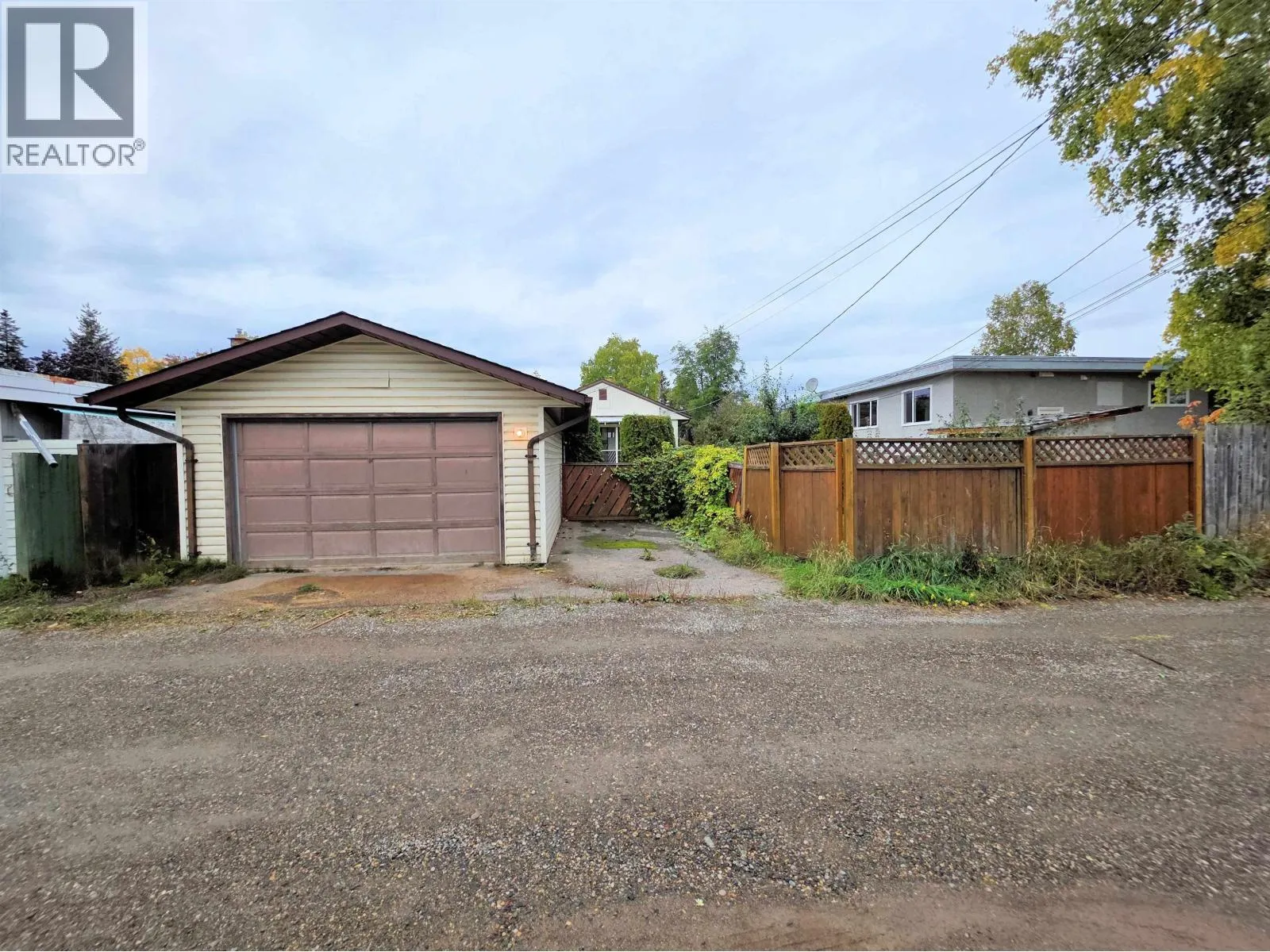 824 GILLETT STREET