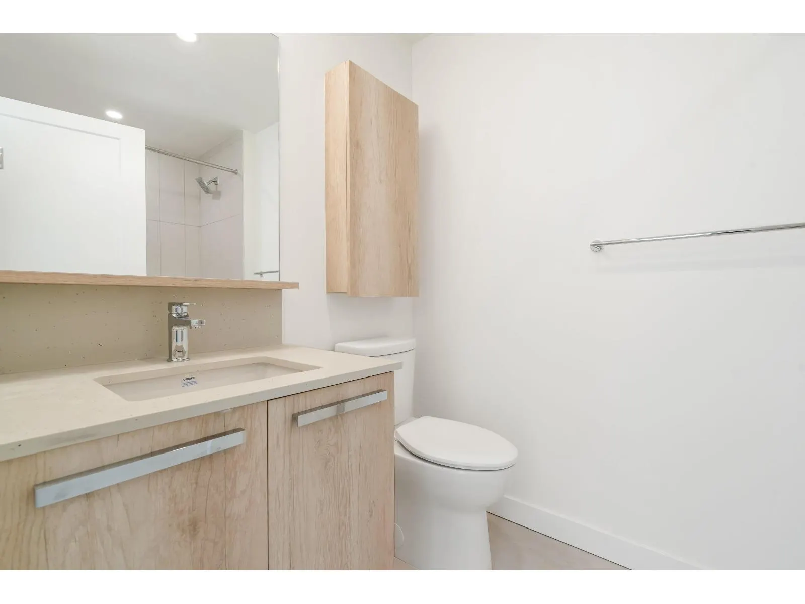 223 13788 76 AVENUE