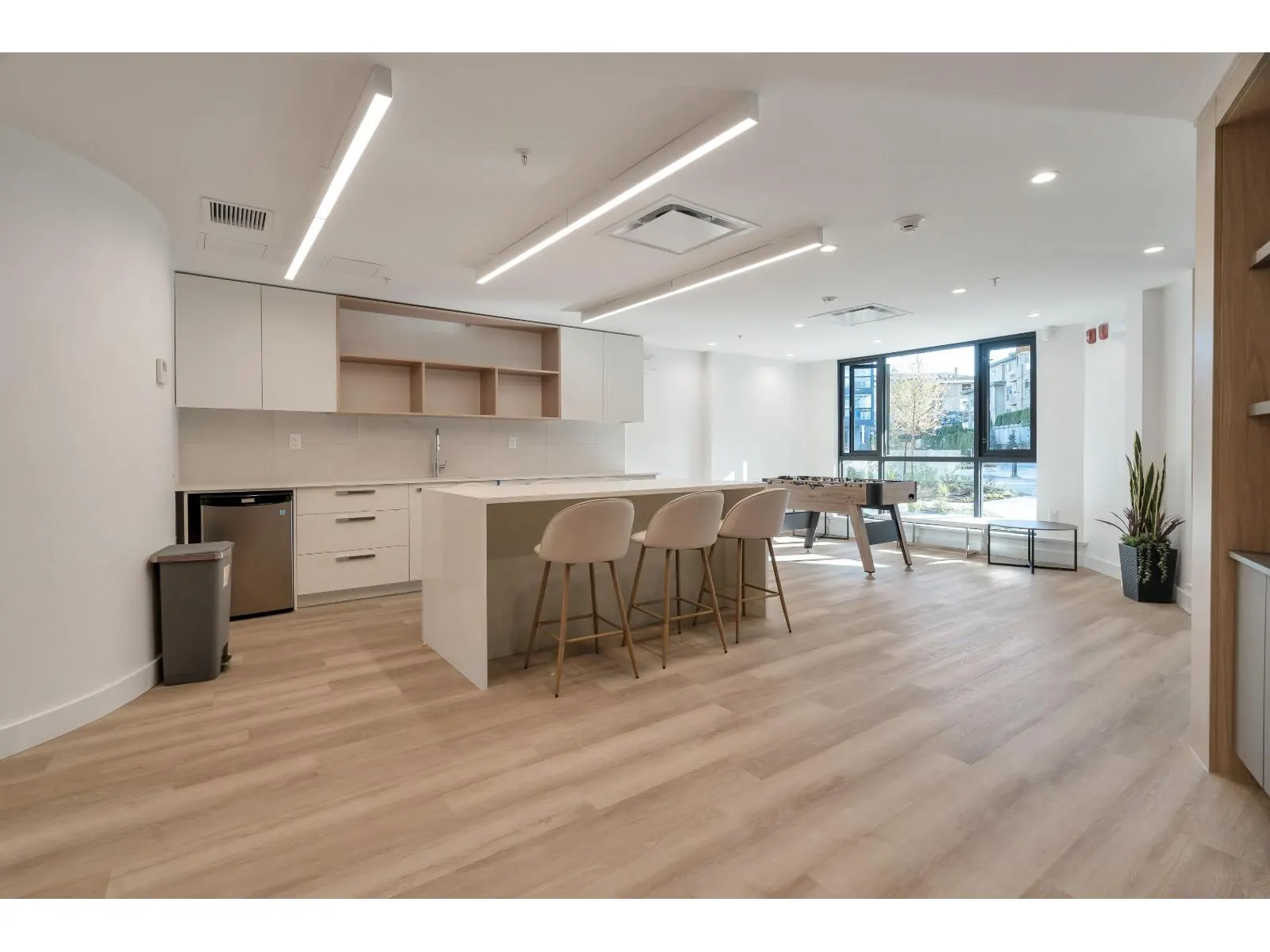 223 13788 76 AVENUE