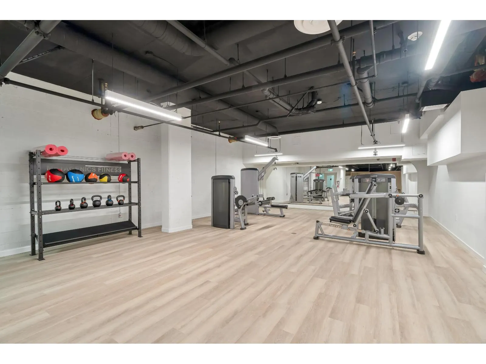 223 13788 76 AVENUE