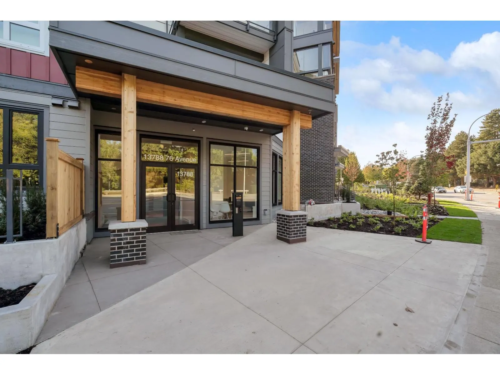 223 13788 76 AVENUE