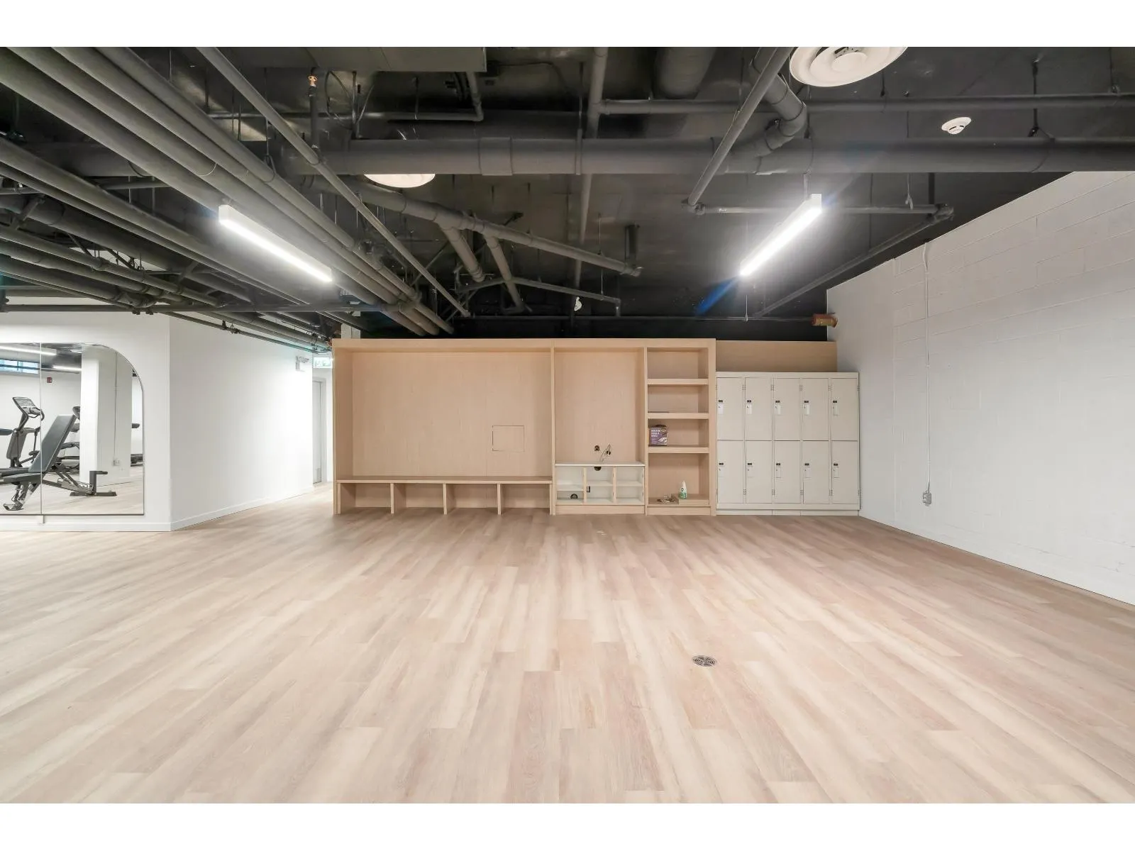 223 13788 76 AVENUE