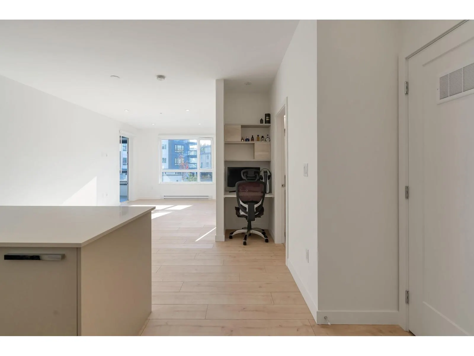 223 13788 76 AVENUE