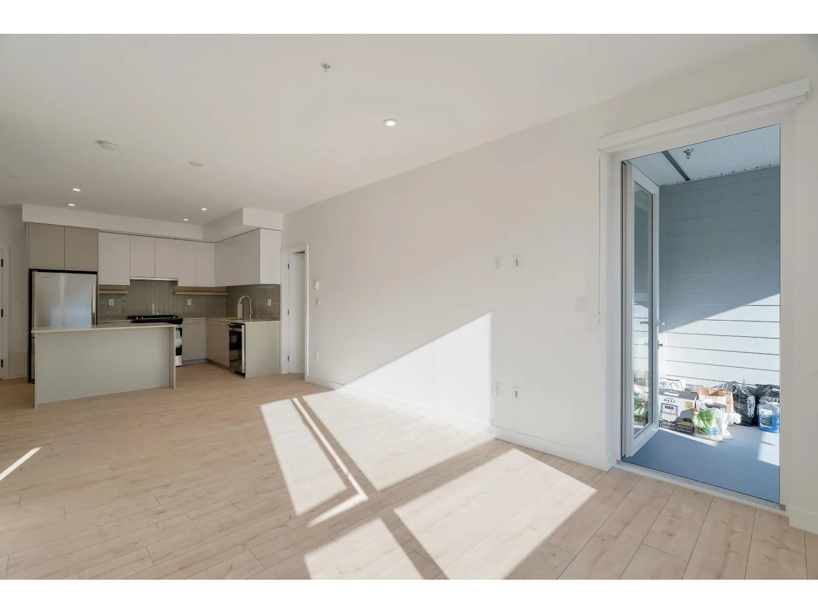 223 13788 76 AVENUE