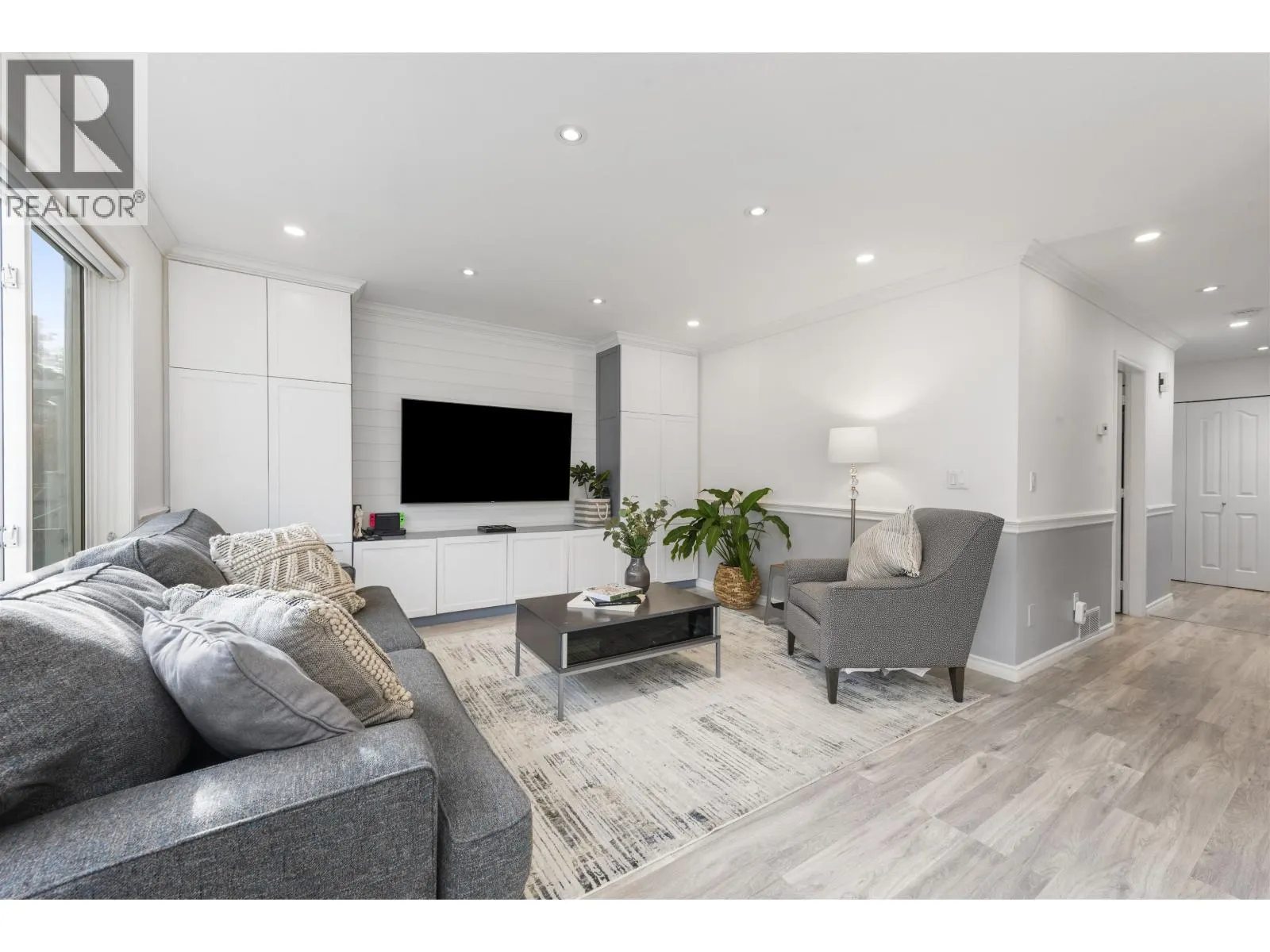 22331 COCHRANE DRIVE