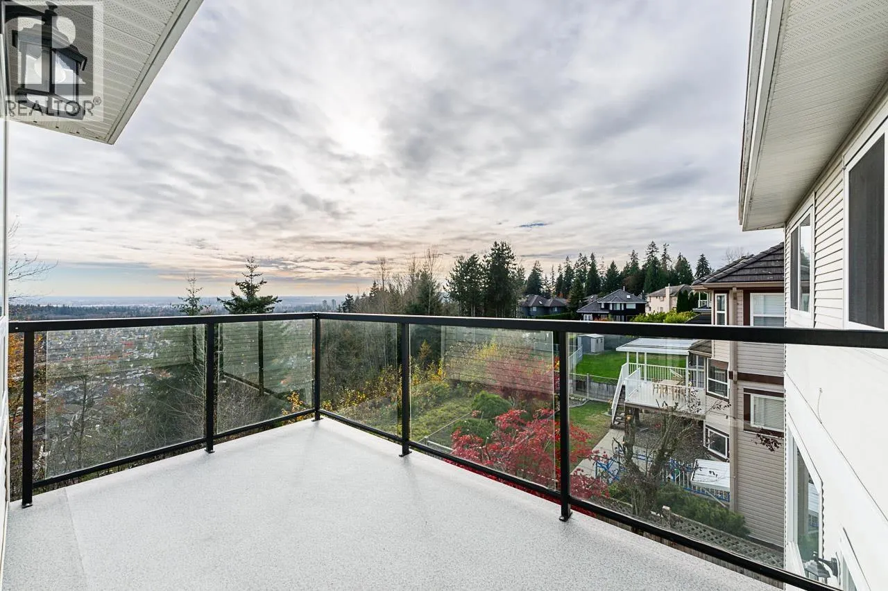 3126 SILVERTHRONE DRIVE