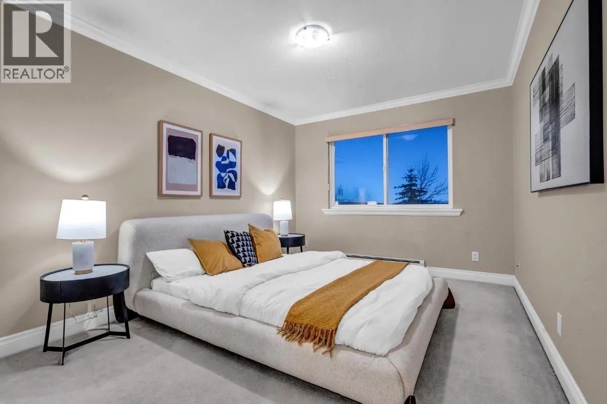 3126 SILVERTHRONE DRIVE