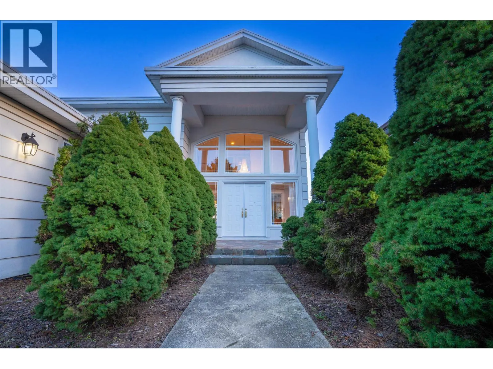 3126 SILVERTHRONE DRIVE