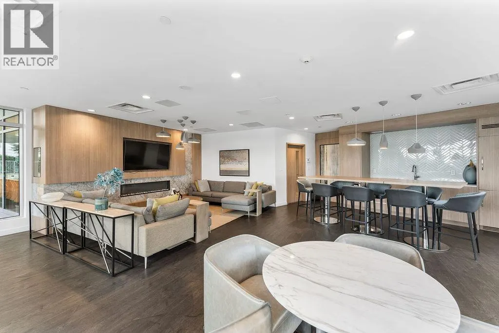 1502 988 QUAYSIDE DRIVE
