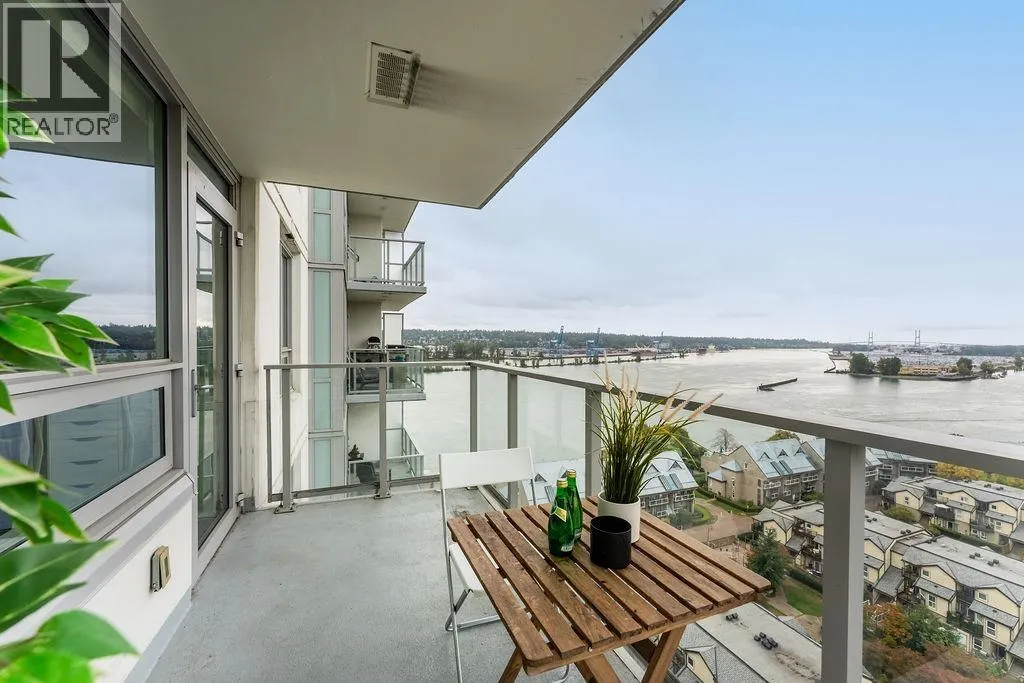 1502 988 QUAYSIDE DRIVE