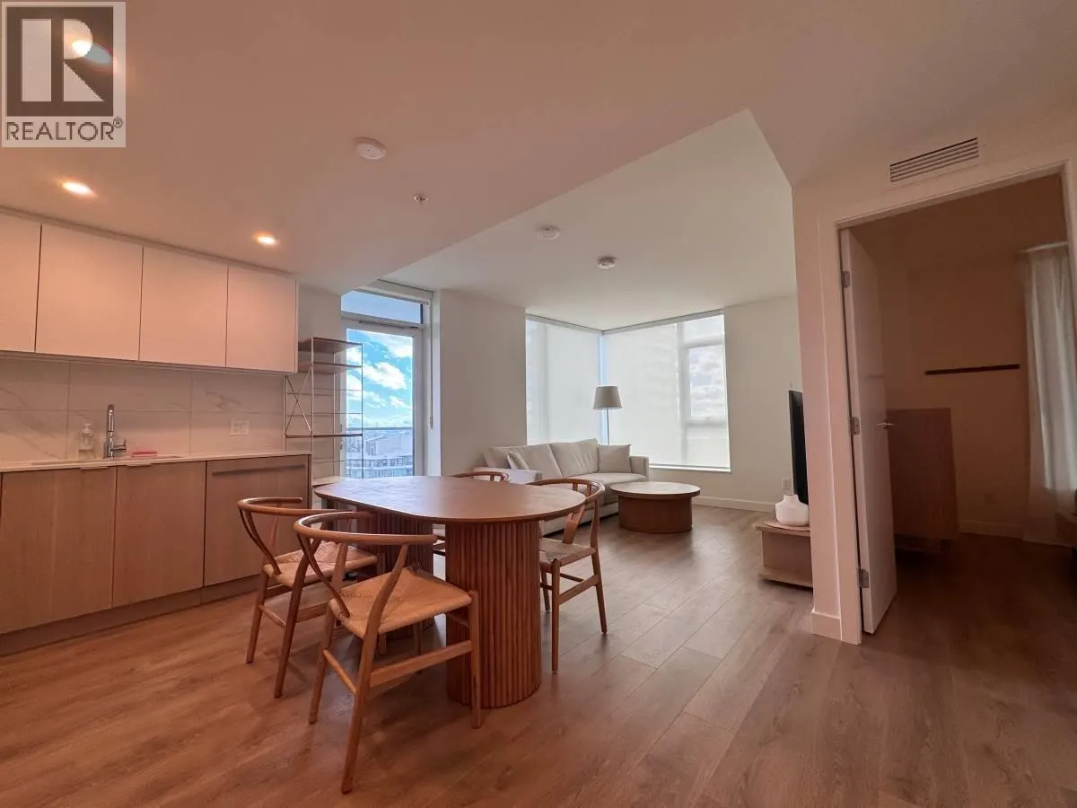 22** 318 ALDERSON AVENUE