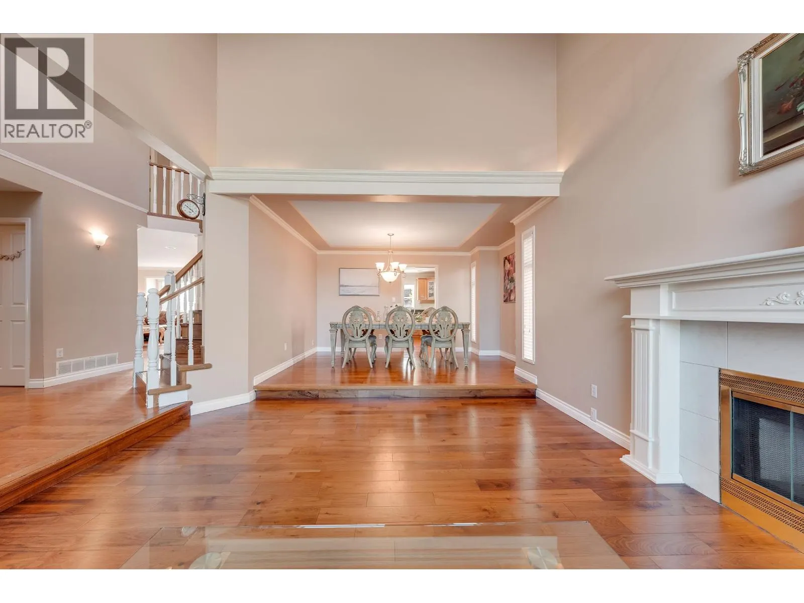 1831 WALNUT CRESCENT