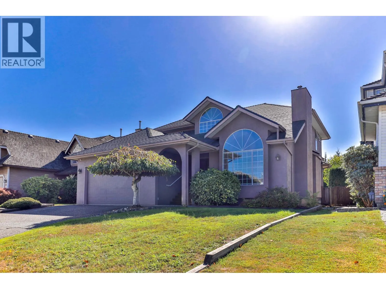 1831 WALNUT CRESCENT