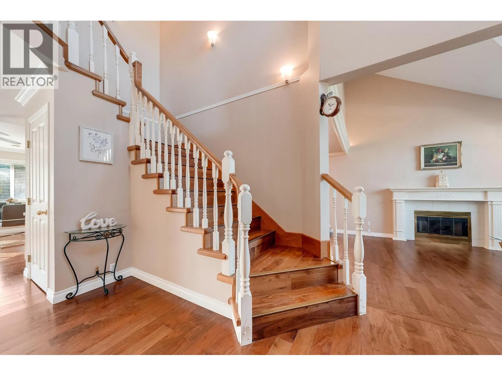 1831 WALNUT CRESCENT