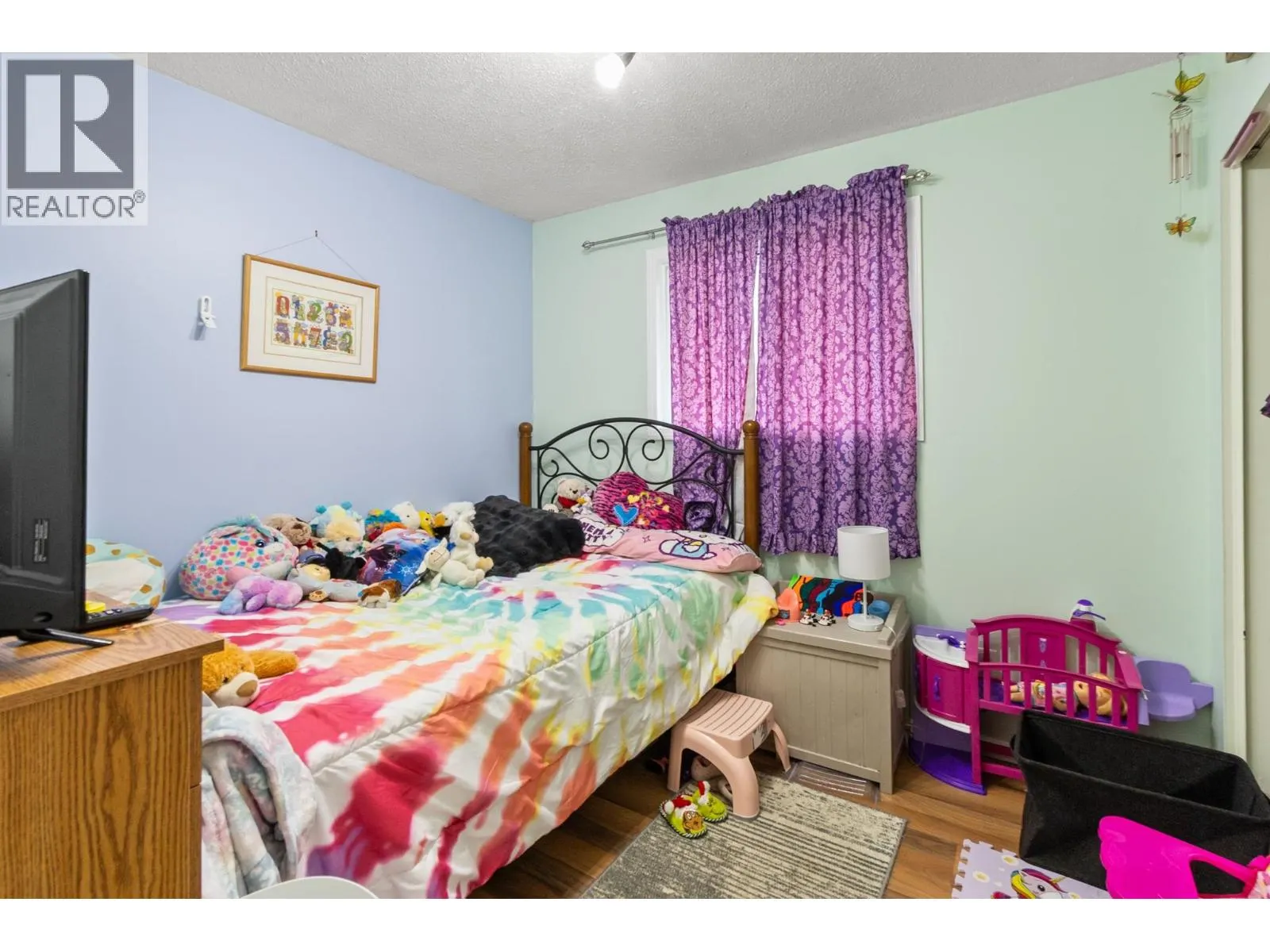 6148 TRENT DRIVE