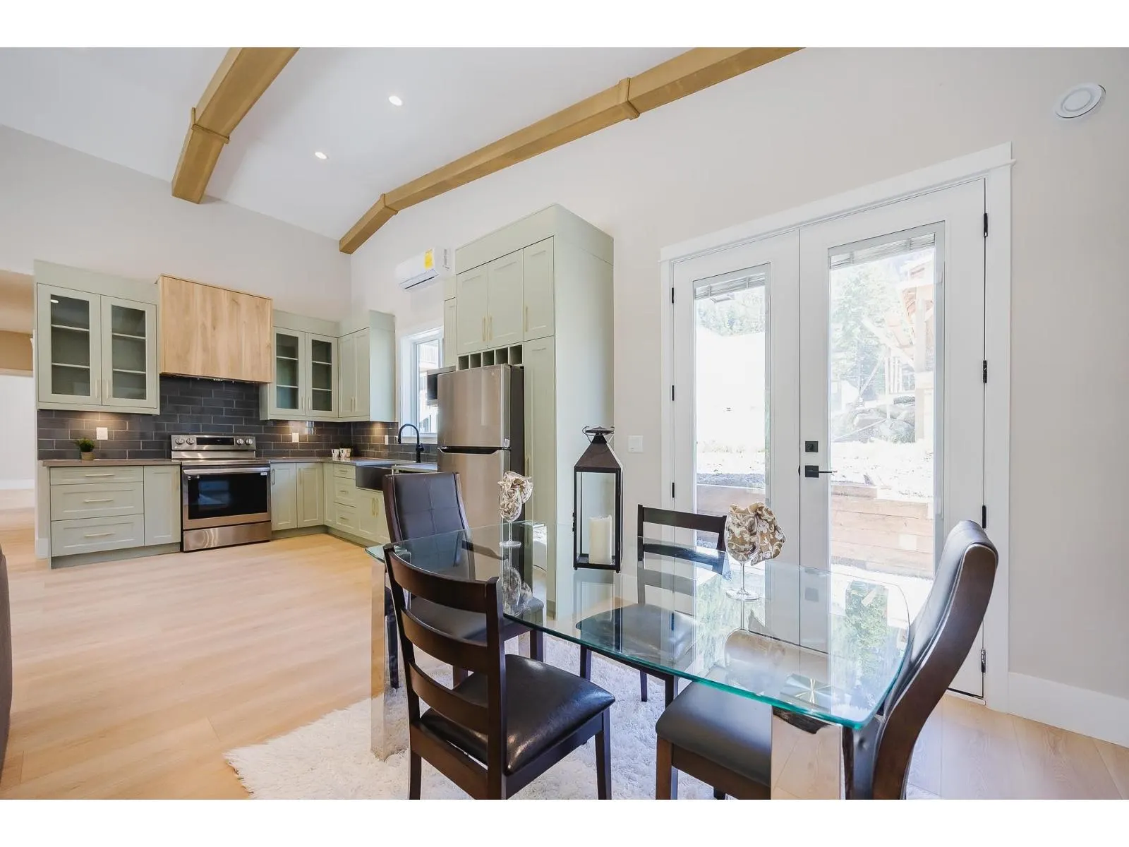 HG 184 71384 GROVE PLACE|Sunshine Valley