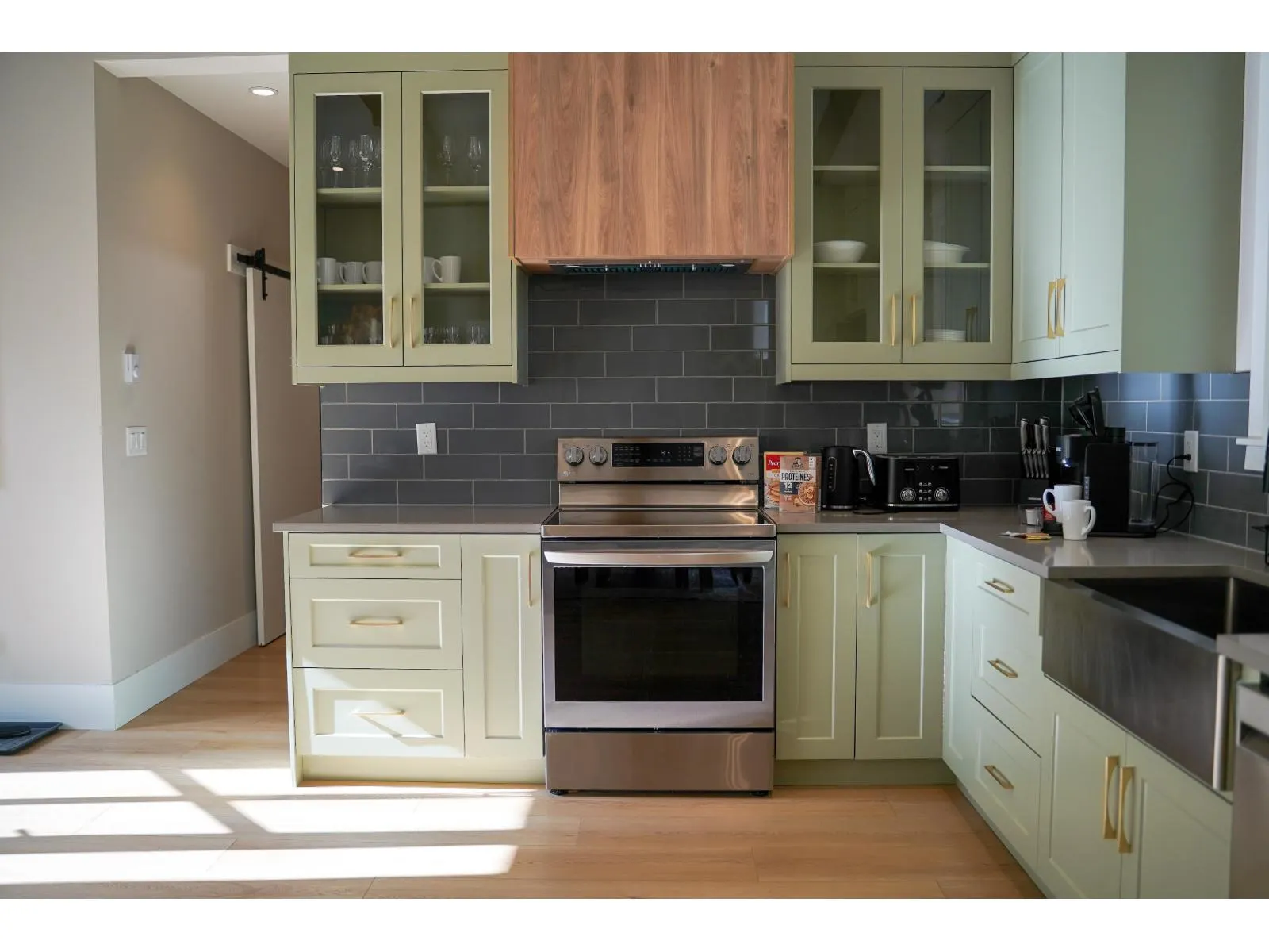 HG 184 71384 GROVE PLACE|Sunshine Valley