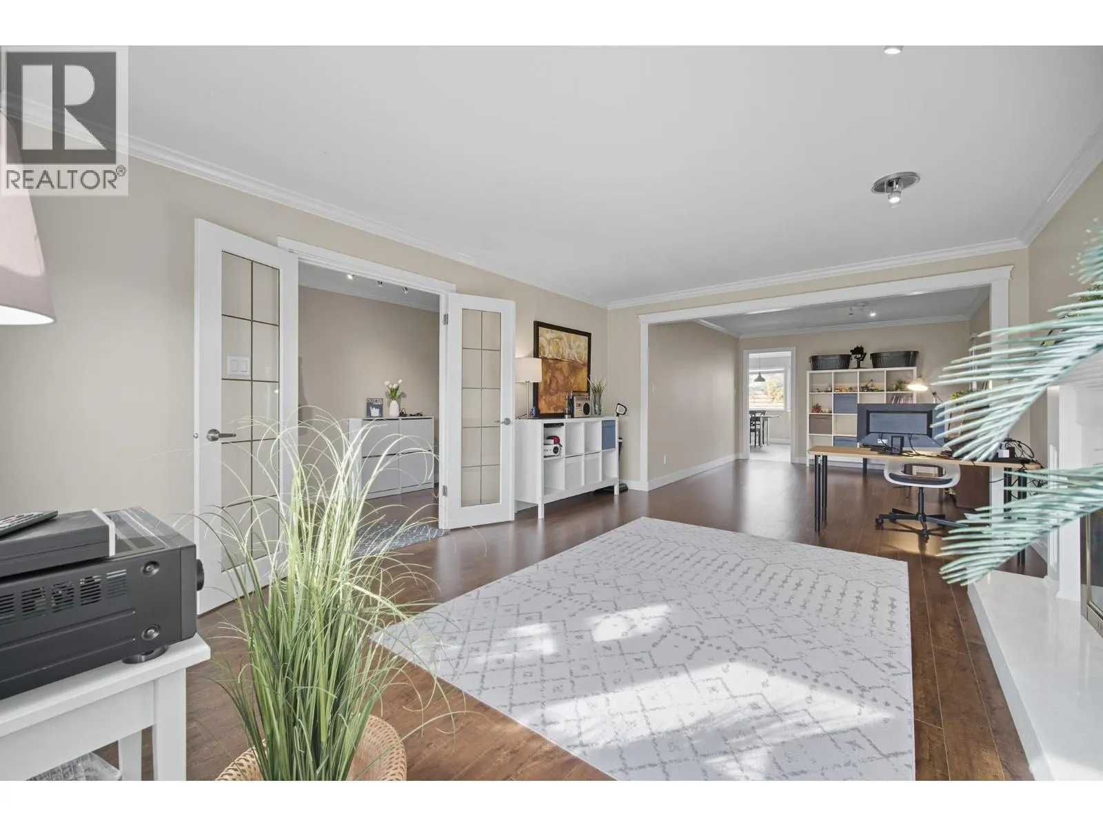 5571 PEARL COURT