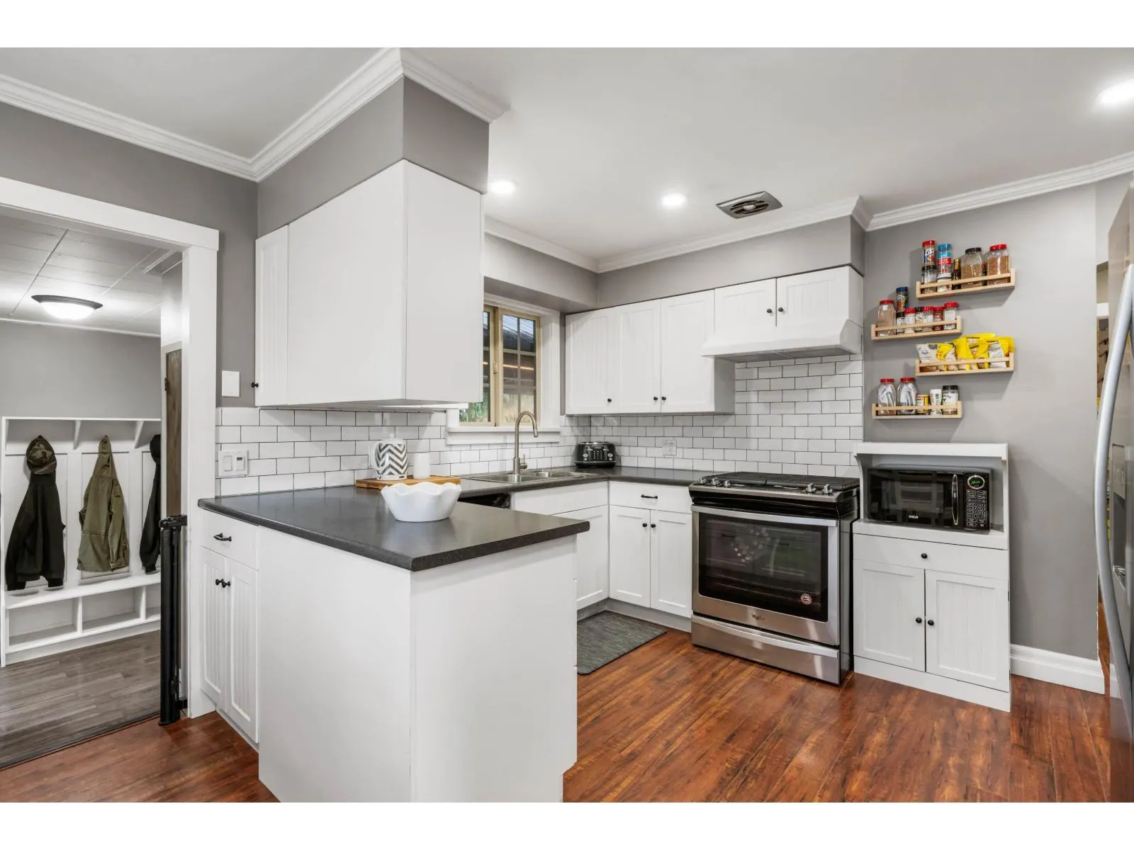 9725 HARRISON STREET|Chilliwack Proper West
