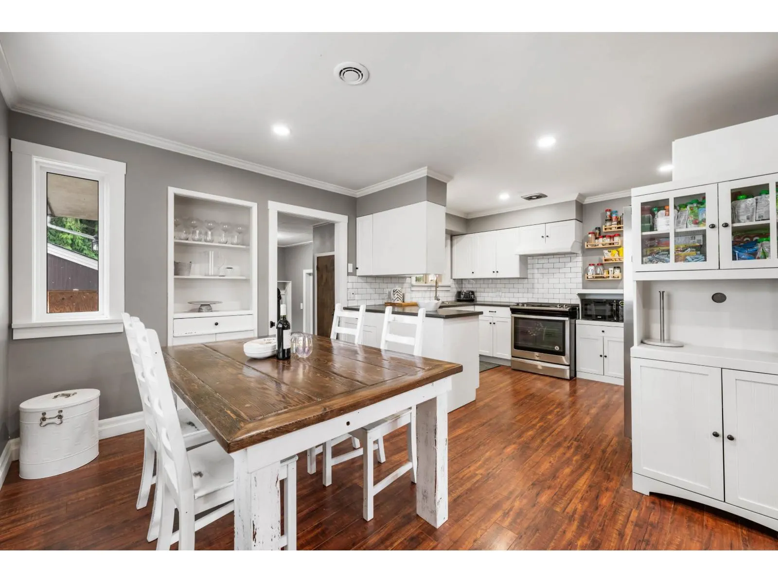 9725 HARRISON STREET|Chilliwack Proper West