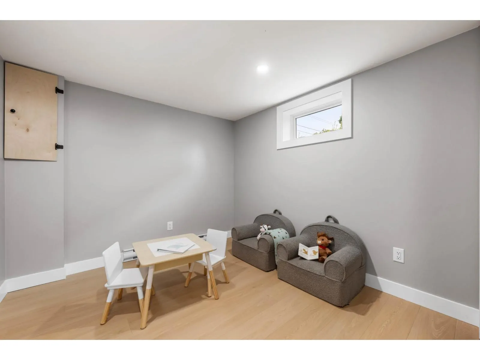 9725 HARRISON STREET|Chilliwack Proper West