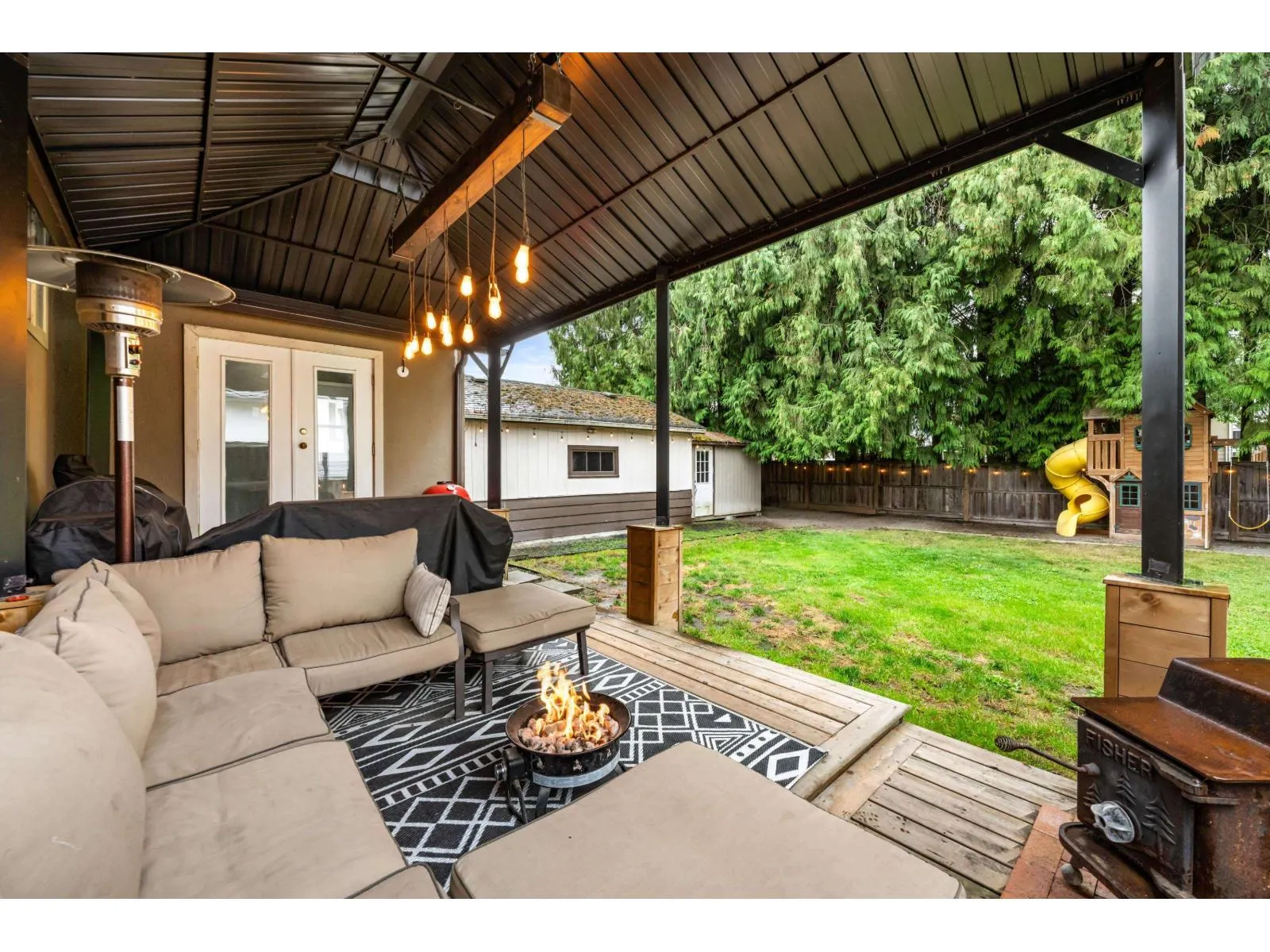 9725 HARRISON STREET|Chilliwack Proper West