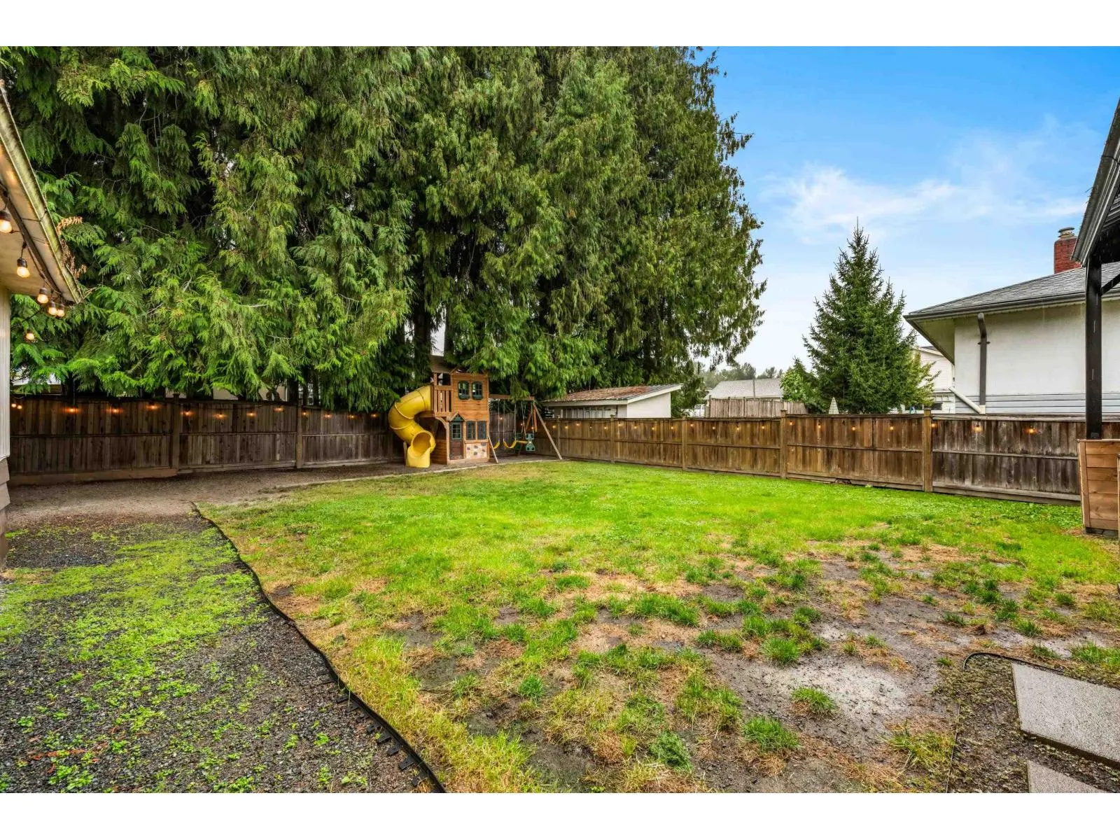 9725 HARRISON STREET|Chilliwack Proper West