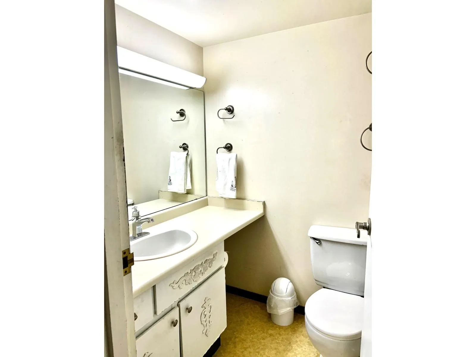 110 14935 100 AVENUE