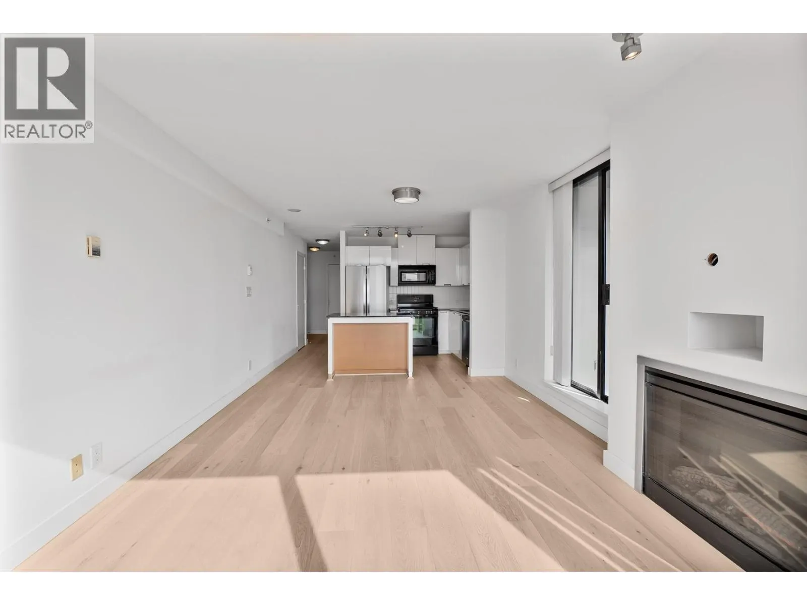 1301 151 W 2ND STREET