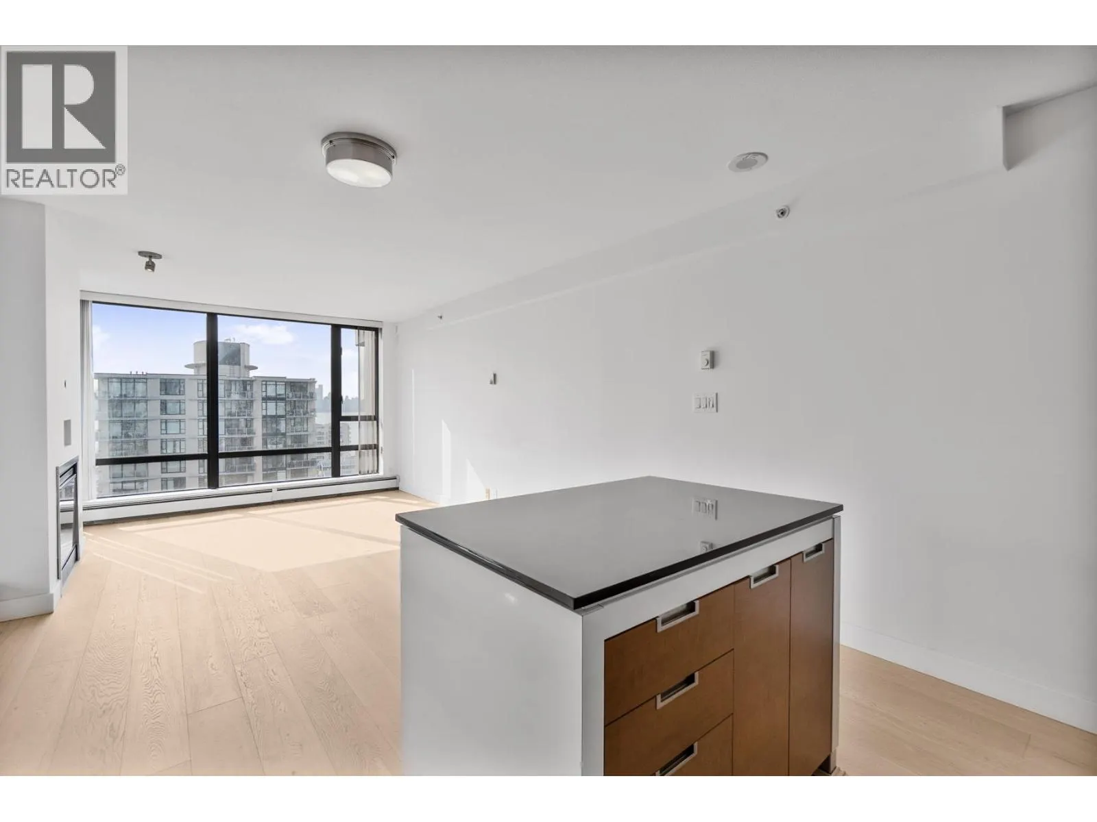1301 151 W 2ND STREET