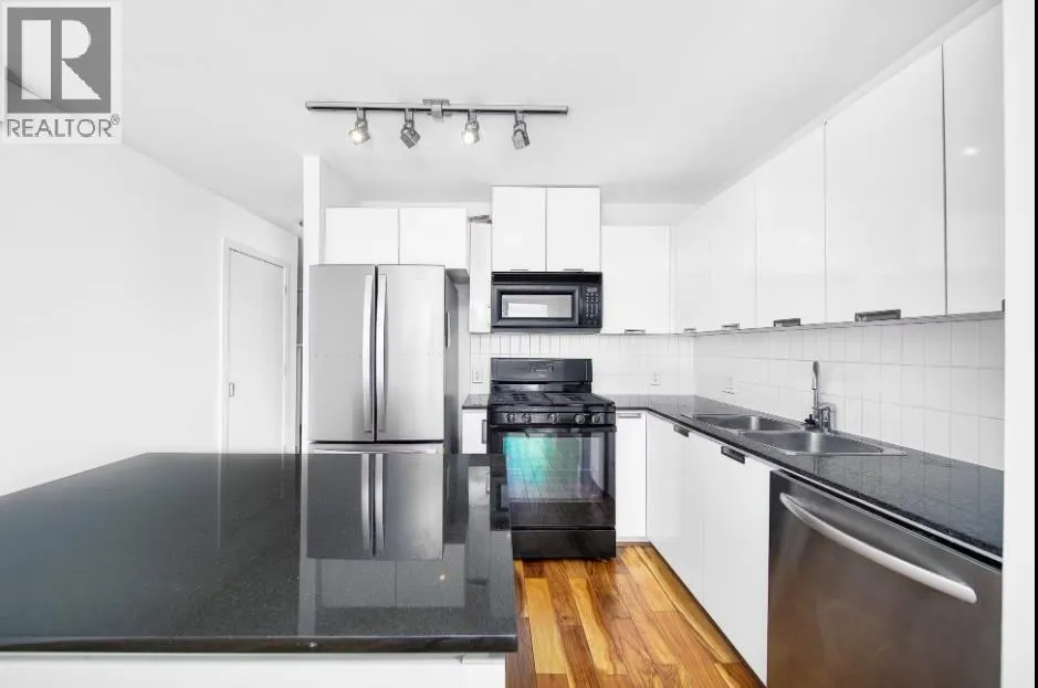 1301 151 W 2ND STREET