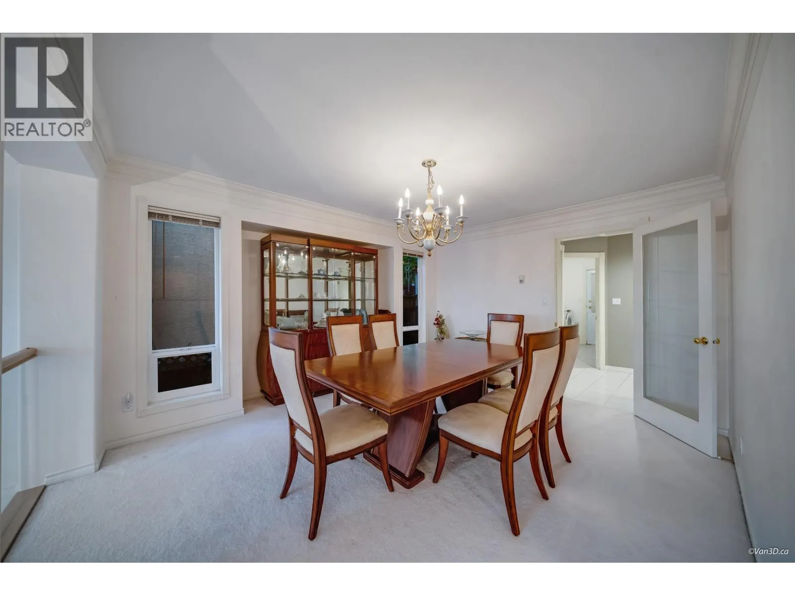 2599 DIAMOND CRESCENT