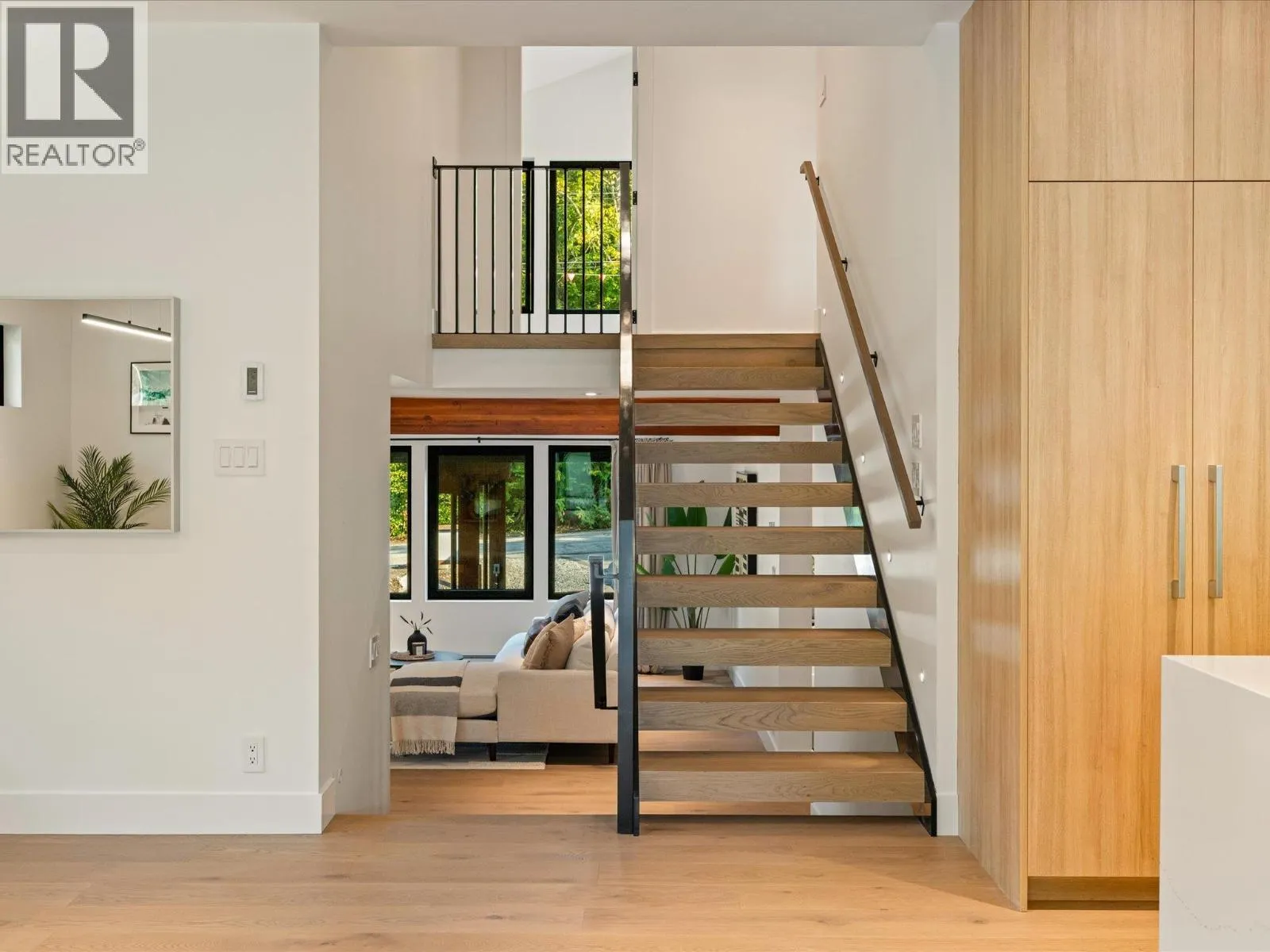 3005 BRIO ENTRANCE