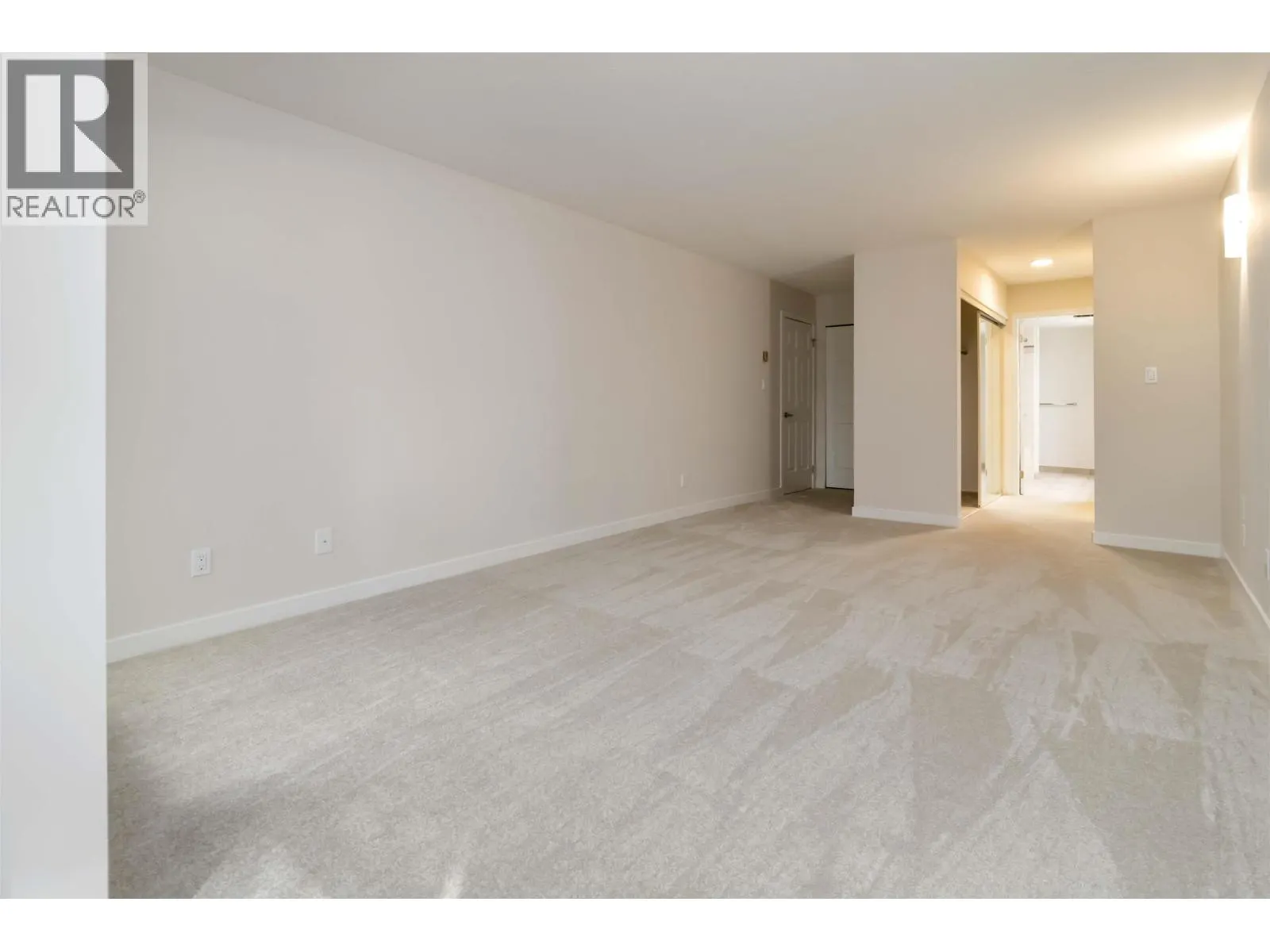 102 1230 QUAYSIDE DRIVE