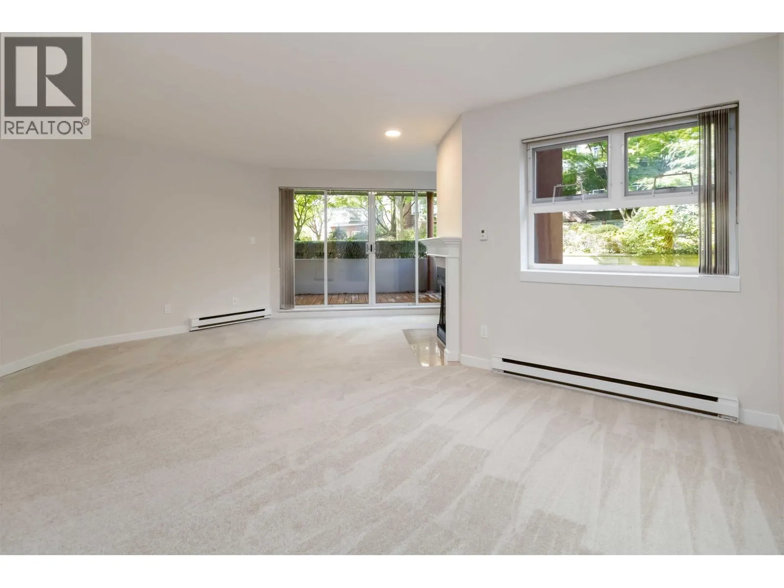102 1230 QUAYSIDE DRIVE