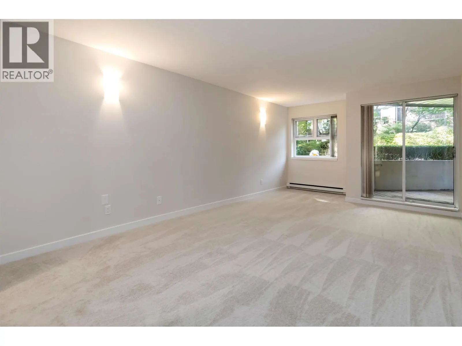 102 1230 QUAYSIDE DRIVE