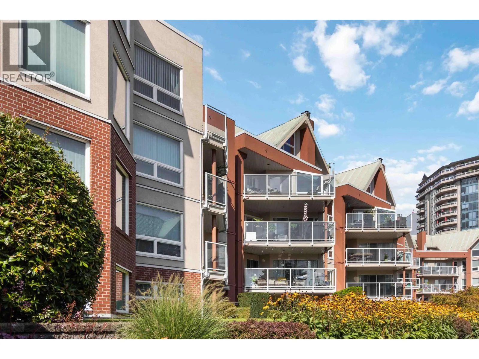 102 1230 QUAYSIDE DRIVE