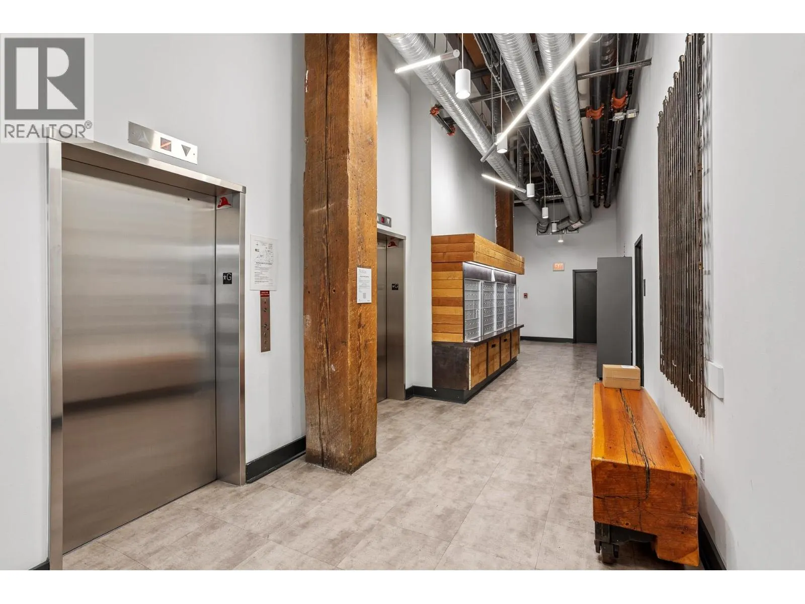 310 55 E CORDOVA STREET