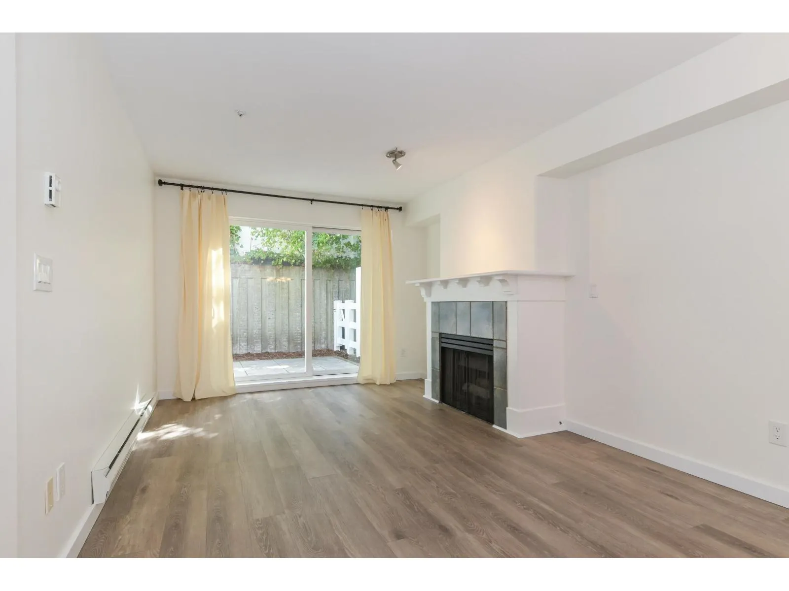 22 8890 WALNUT GROVE DRIVE