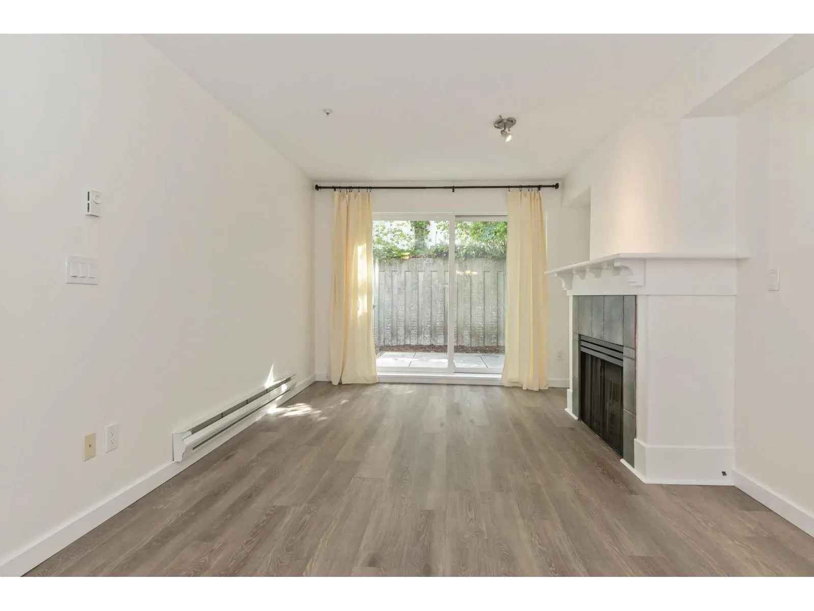 22 8890 WALNUT GROVE DRIVE